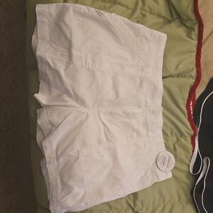 Magellan Outdoors White Women's Shorts